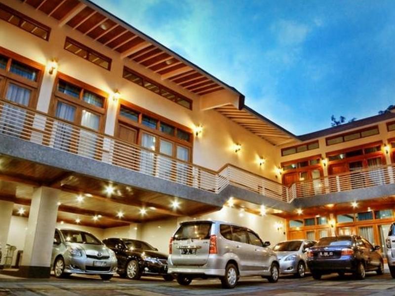 Oyo 1210 Nice Guesthouse Bandung Luaran gambar