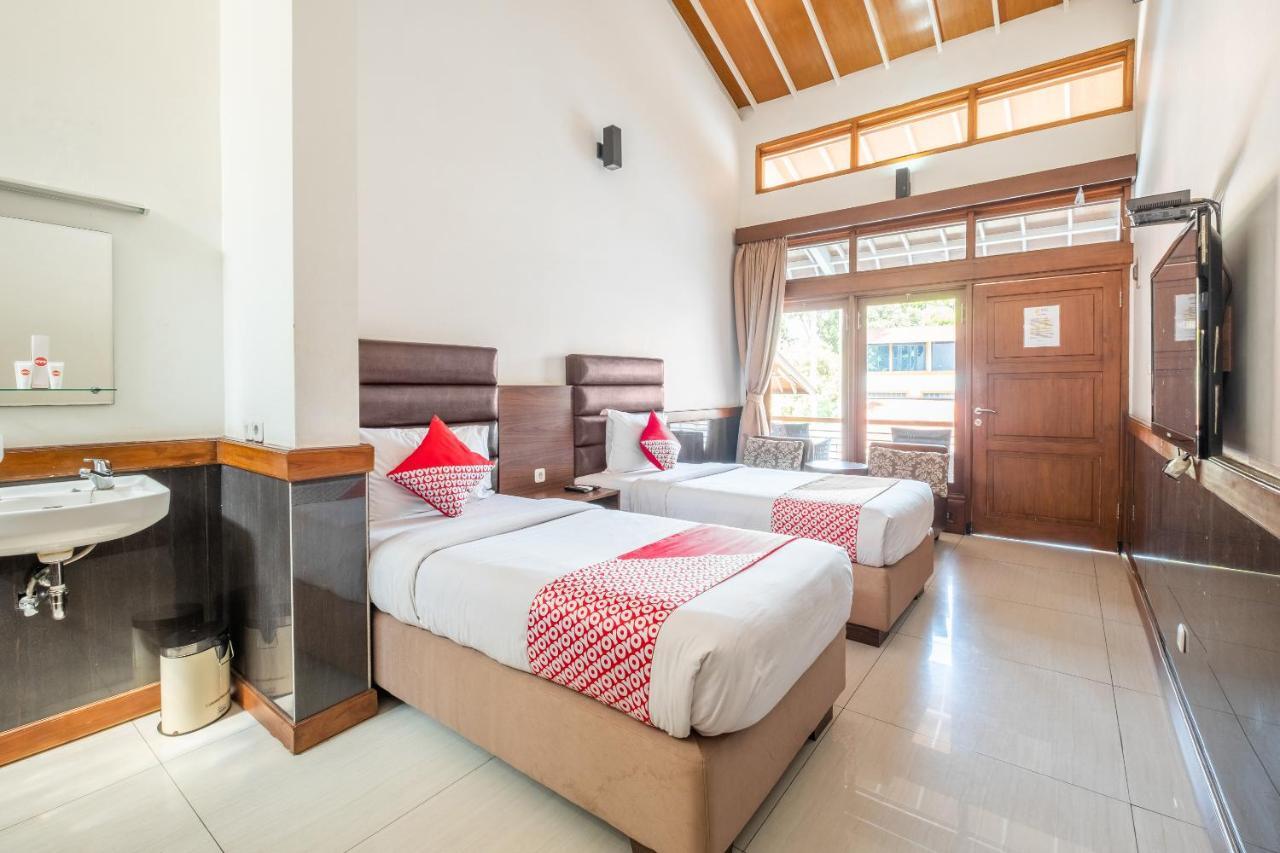 Oyo 1210 Nice Guesthouse Bandung Luaran gambar