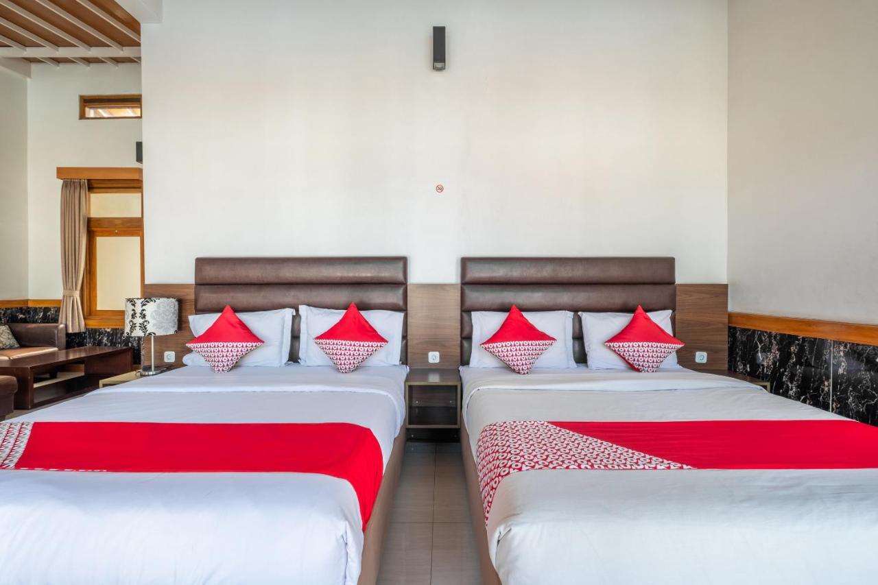 Oyo 1210 Nice Guesthouse Bandung Luaran gambar