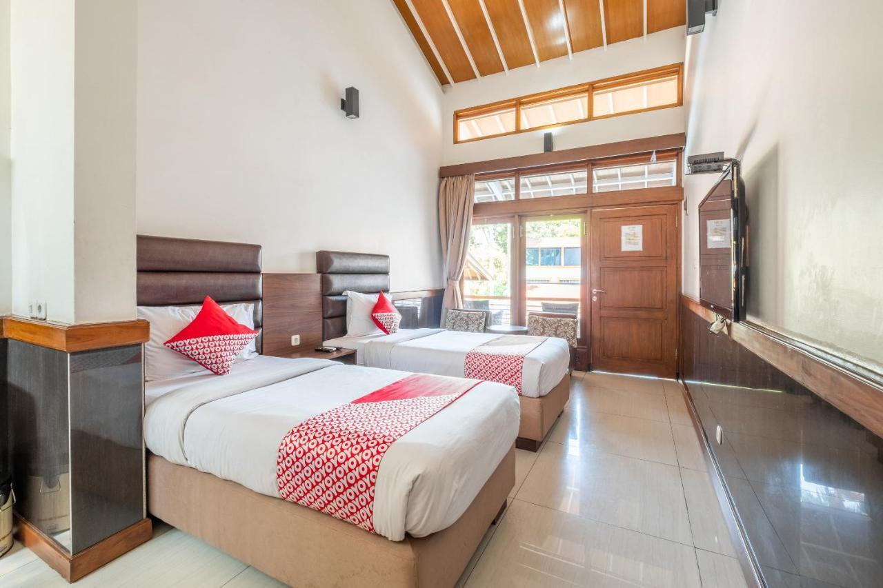 Oyo 1210 Nice Guesthouse Bandung Luaran gambar