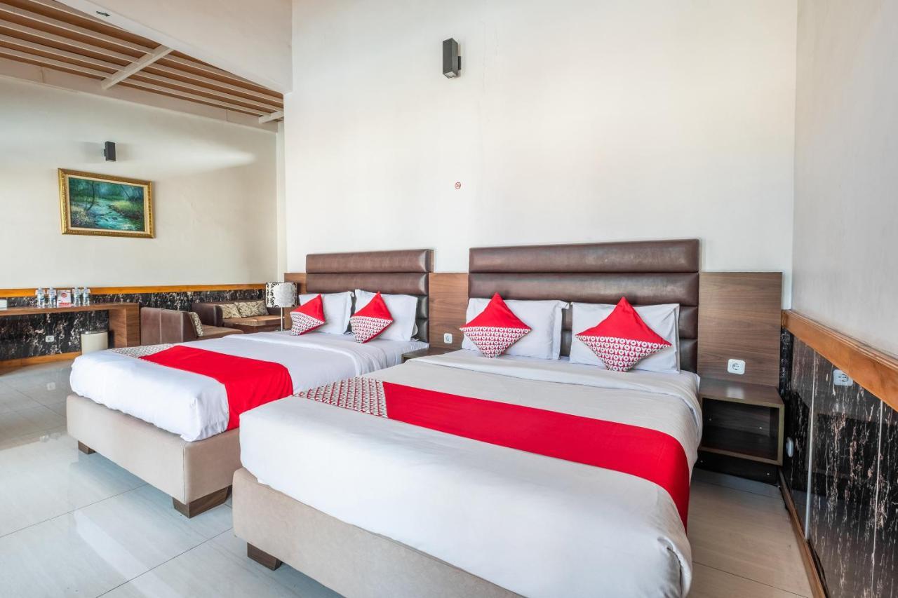Oyo 1210 Nice Guesthouse Bandung Luaran gambar